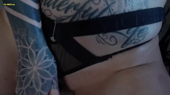 BusenBambi – DARF ICH DEINE WICHSVORLAGE SEIN