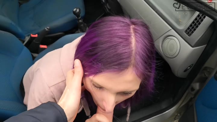 Eva-Berg – Teenyface Vollgekleistert – ArschKALT und ArschGEIL