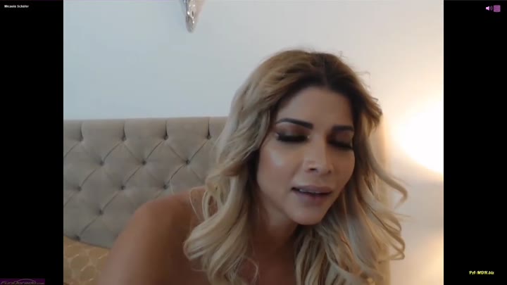 Micaela Schäfer – Live Cam 25.09.2019 Part 1
