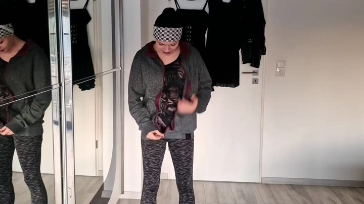 Dandal – Wenn das mein EX erfährt – 1x nackt im Internet gezeigt