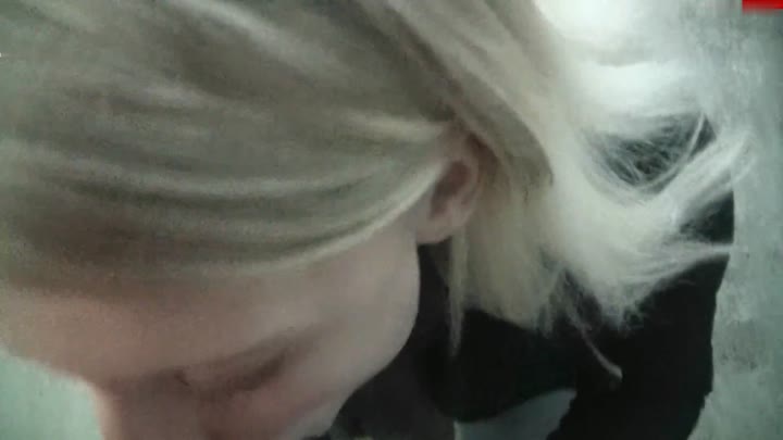 Anna-Blond – SKANDAL – PUBLIC BLOWJOB TANKSTELLE