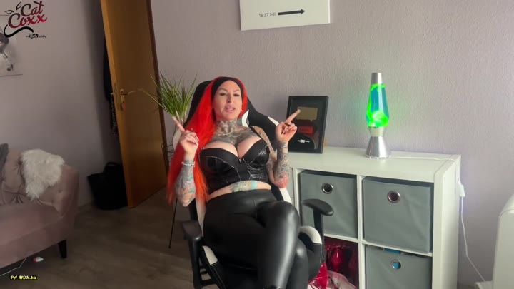 Cat-Coxx – Jetzt wird gefickt Highlight im Mai das große Treffen sei dabei Codewort im video