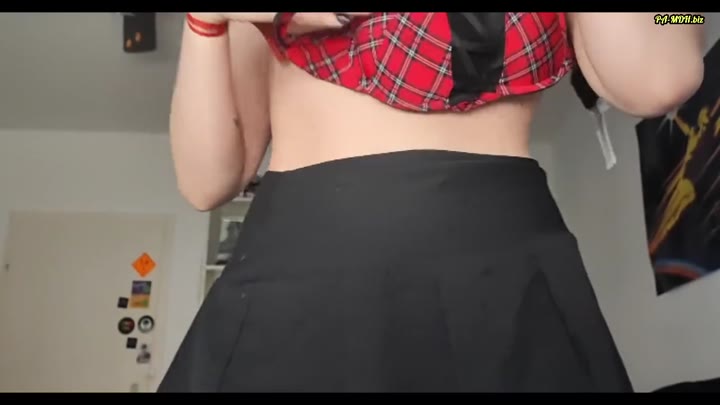 Coco-Belle – ICH ZEIGE DIR ALLES – Mein erstes Mal ganz nackt