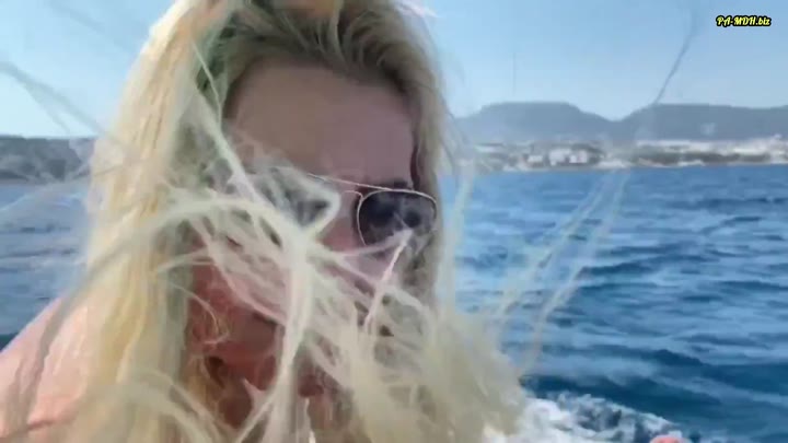 Lana-Lanz – Mitten auf dem Meer