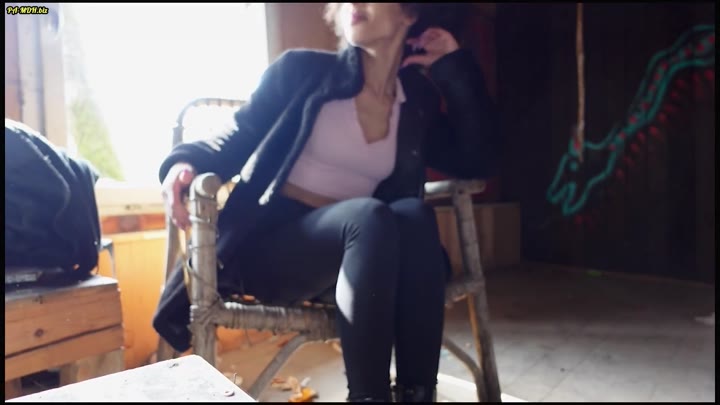 Lia-Amalia – MUSCHIPARTY IM WALD – Vom Zug in die Muschi – Schneller geht´s nicht