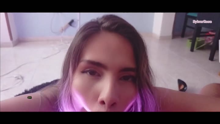 SylverRose – Mein erstes Mal, dass ich in einem Video einen echten Schwanz lutsche POV