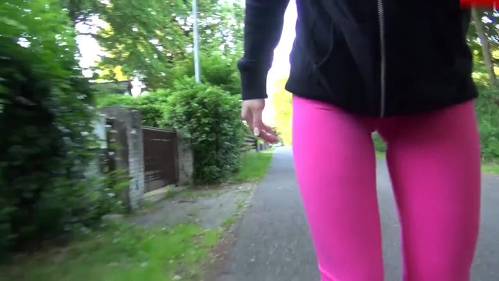 Izzy-Mendosa – Best of leggings und cameltoe