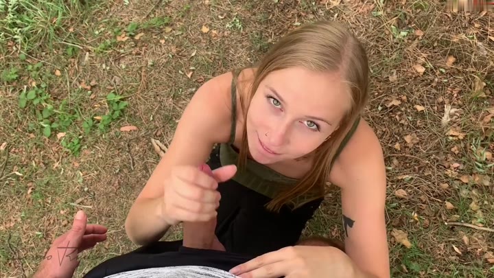 LandoRyder – Spontanes Date mit Studentin Sirena public am Mainufer