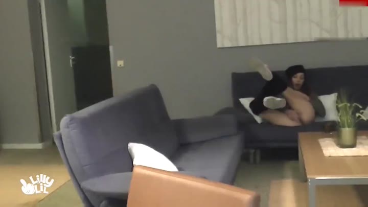 lilly-lil – Einfach Public gewichst – Türchen Nr.11