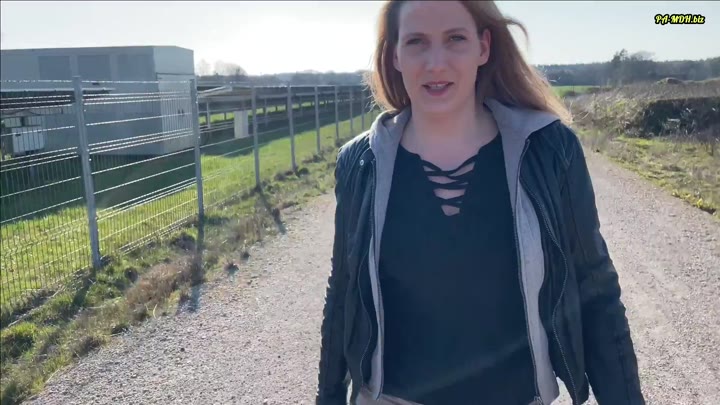 Julia-Winter – Reviermarkierung 2023 – Achtung Hochspannung