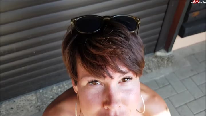 Lara_Bergmann – Ich bekomme immer meinen Willen,so hab ich den Vorstand verfuehrt