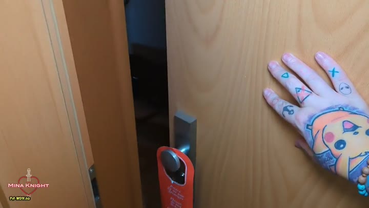 MinaKnight – Vom Fremdgeher erwischt