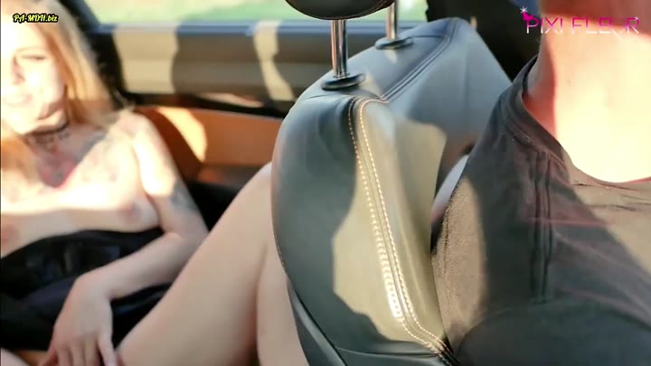 PixiFleur – Carporn – 2 Typen glücklich gemacht