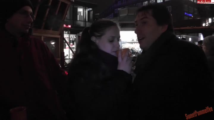 SweetPummelfee – Geiler Weihnachtsmarkt – 1x Schuss und 2x Sahne