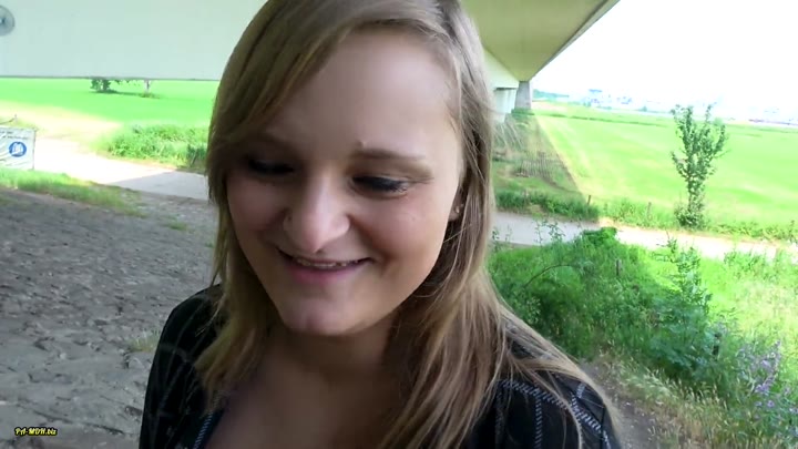 Andy-Starr – MIESE TOUR – NAIV UND UNSCHULDIG POV-BLOWJOB OUTDOOR