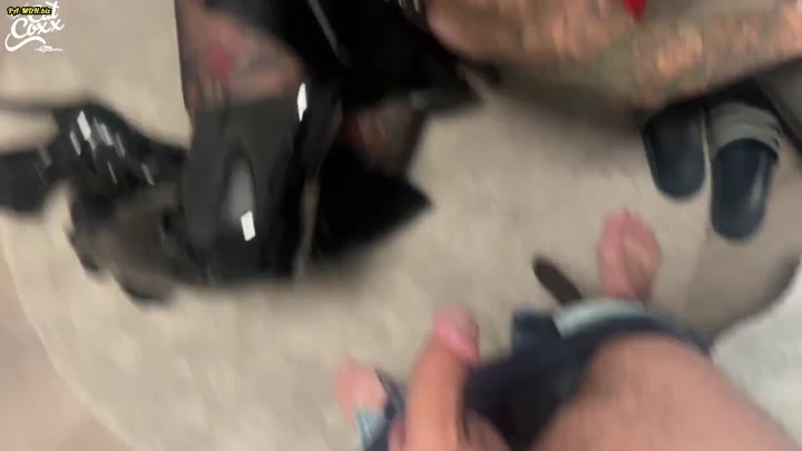 Cat-Coxx – Bordsteinschwalbe Deluxe Bochums perverseste Wohnsiedlung