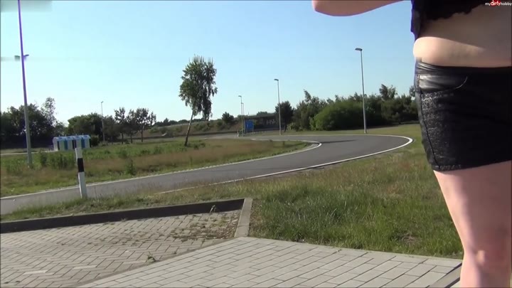 Harley-24 – Premiere mein Erster Rastplatz Piss