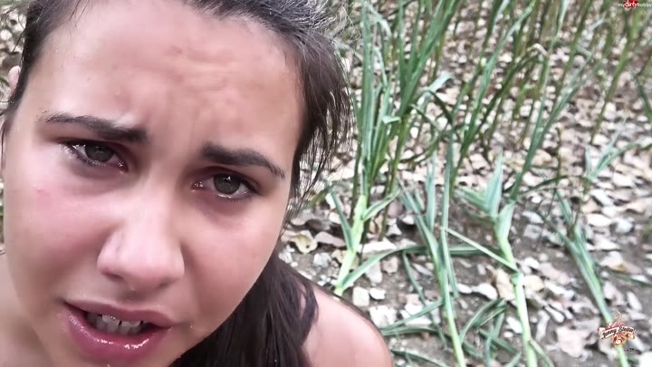 Jenny_Stella – Belohnung verdient – Ich gebe alles im Maisfeld und melke den Bauern Teil 2