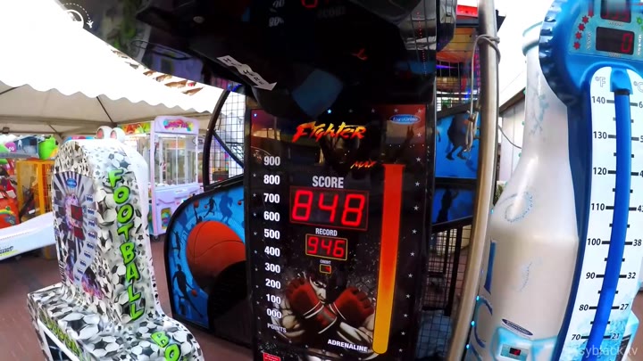 Josy-Black – IHN AM POOL LEER SAUGEN und CUMPLAY