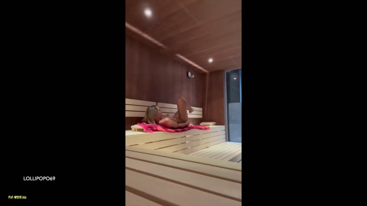 Lollipopo69 – GEIL in der öffentlichen SAUNA