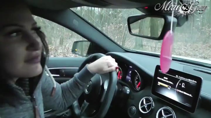 Mira-Grey – Anhalter fickt mich – Passant erwischt uns