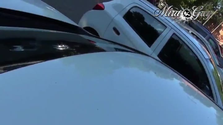 Mira-Grey – Krass Abgeschleppt – Public Blow