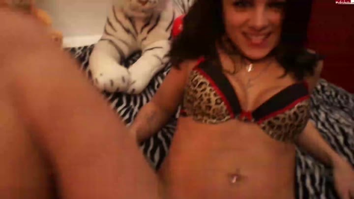 Arya_LaRoca – Vom nachbar im internet erkannt und durchgefickt