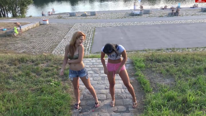 BlackSophie – Pissalarm