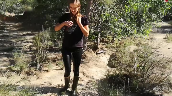 ClaaryCherry – User Wunsch Video mit seinem Geschenk