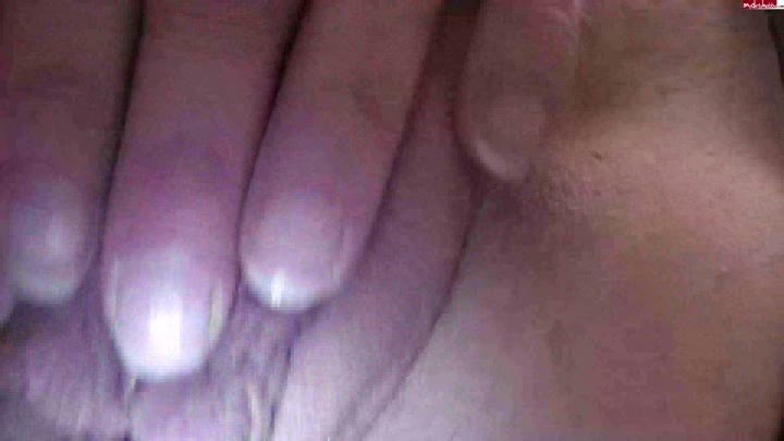 Dirty-Tina – Facesitting und Creampie Finale