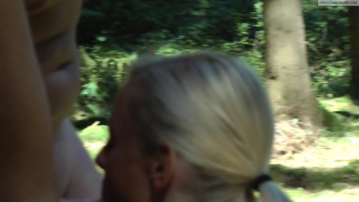 Dirty-Tina – Juengling fickt mich Outdoor