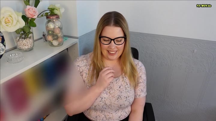 Mascha_Mangold – Mein 1. Video – Ich stelle mich Vor