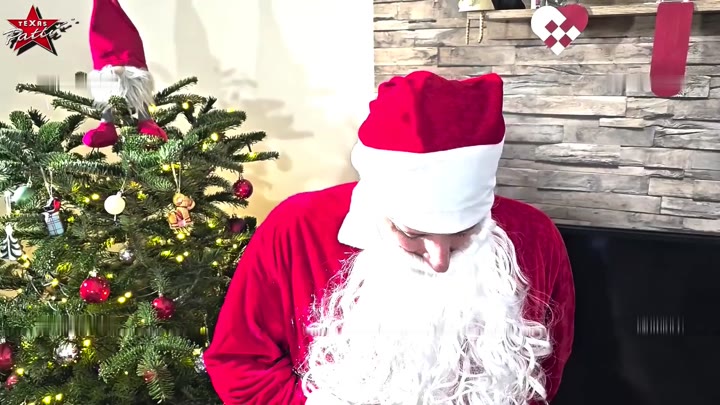 TexasPatti – Ho Ho Ho… Durchgefickt und vollgespritzt