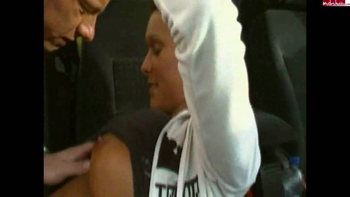 sexy-pink-lady – Nachmittags auf dem Parkplatz