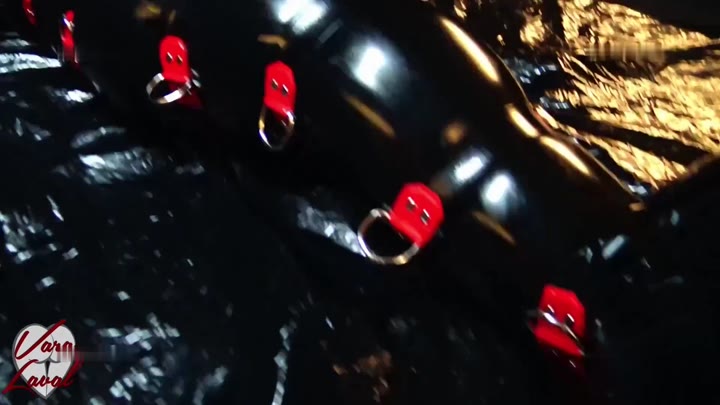 VaraLaval – Vara Laval Latex Inflatable Bodybag Part 1