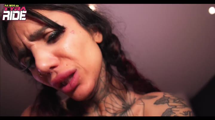 TyraRide – DATE ME -Willst du mich auch mal ficken