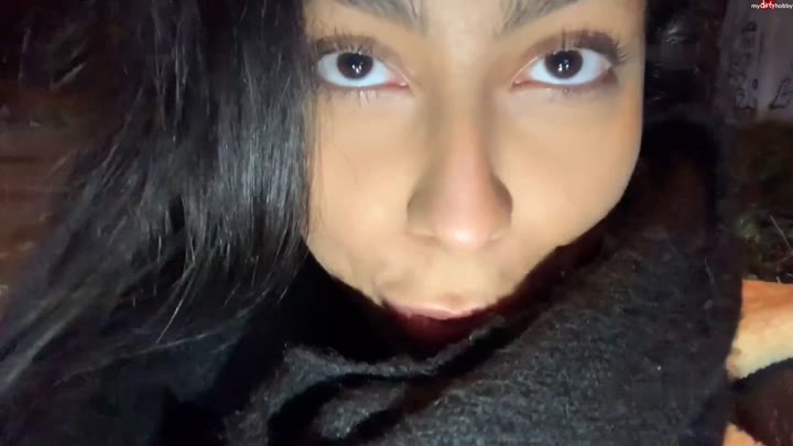 Aylar – Das erste Mal PISSEN (OUTDOOR) – Geile arabische Natursektaction