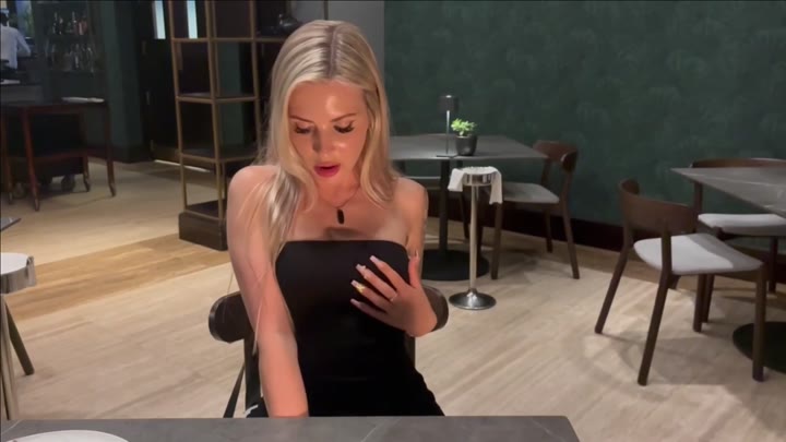 EileX – ERSTES DATE – VERSAUTER ANWALT SORGT FÜR ORGASMUS IM RESTAURANT