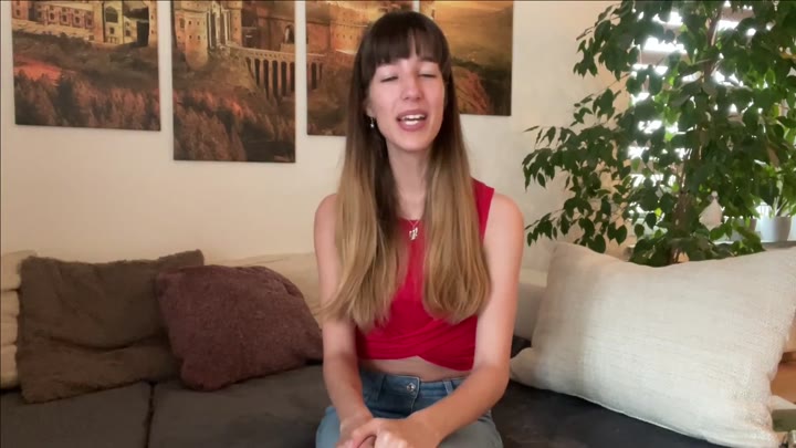 Layla_von_H0hensee – Fuck war ich aufgeregt – Mein Erstes Video