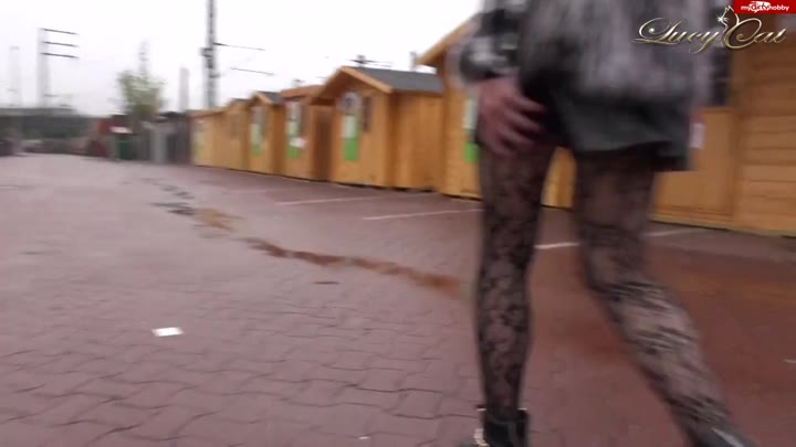 Lucy-C3t – Baumarkt-Spezial – Ich brauche einen großen Duebel