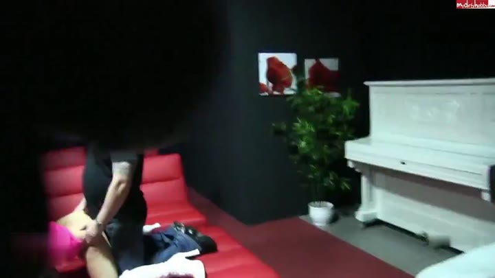 VivianCox – Gruppenfick im Sexkino