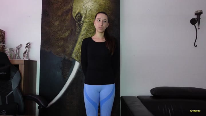 Young_Devil_2002 – Heute zeig ich euch meine Unterwäsche