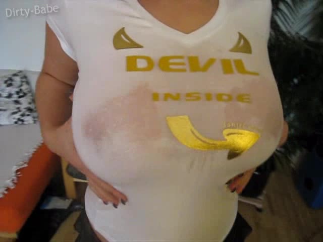 D!rty-Babe – Wet Shirt