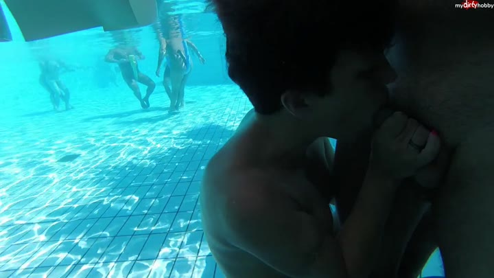 HornyRoxy – Unfassbar heftige Sperma Explosion – Ihr hört nicht mehr auf zu spritzen