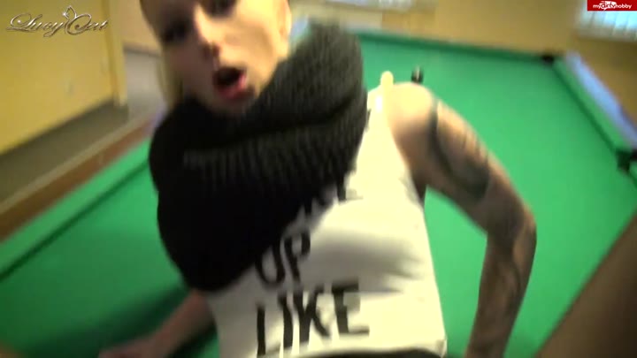 Lucy-C3t – Eingelocht und Erwischt – Billiardwette fehlgeschlagen