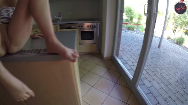 Lucy-C3t – Er kommt als Nachbar und geht als Fremdficker