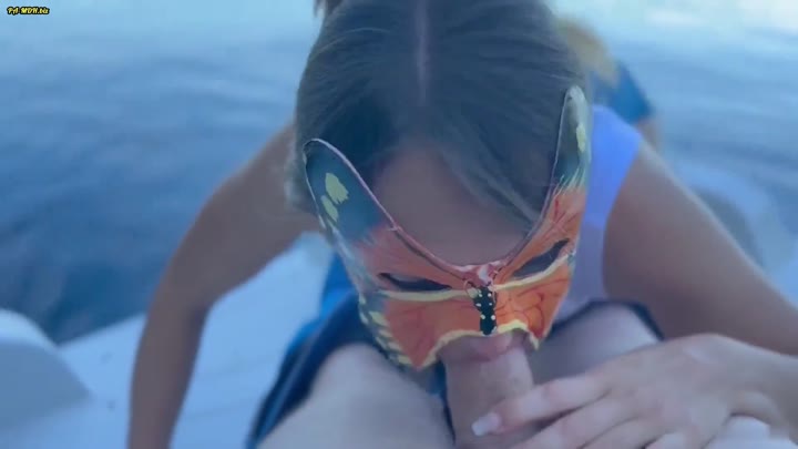 MonaMystery – Riskanter Fick auf dem Tretboot – Jeder kann uns sehen