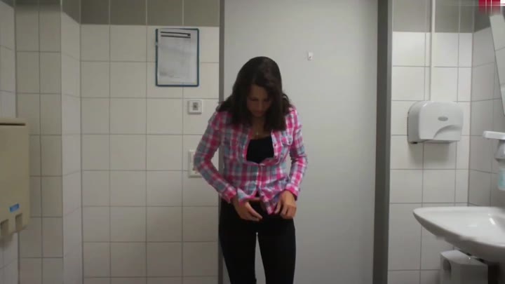 Arya_LaRoca – Ich will das DU mein ns trinkst