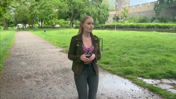 Emma_Wolf – Vom User zum Akteur – Nach dem Chat ist vor dem Fick