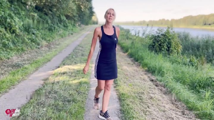 Miley-W3asel – Einfach mal wieder geil gestrullert